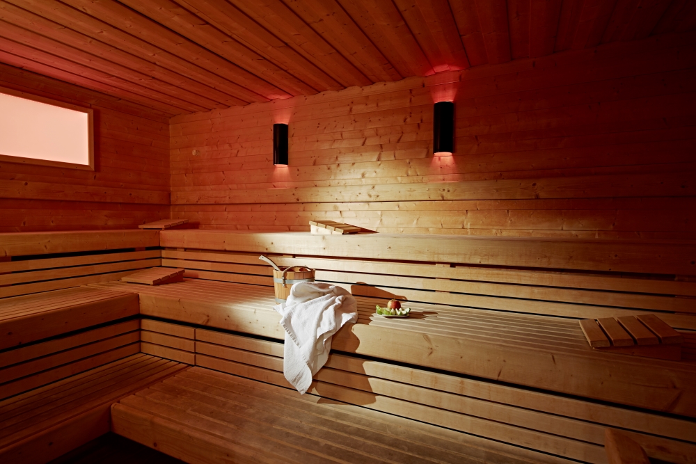 Obrázek zobrazuje: Kombinovaná sauna může na první pohled vypadat jen jako finská sauna.